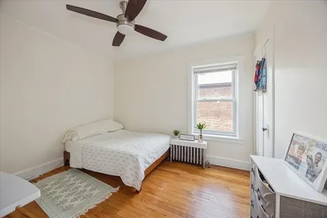 4630 South Sawyer Avenue Chicago IL 60632
