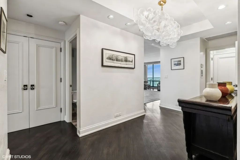 1040 North Lake Shore Drive Chicago IL 60611