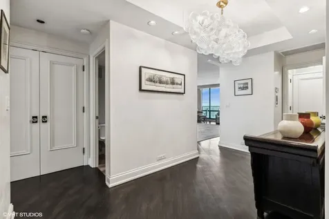 1040 North Lake Shore Drive Chicago IL 60611
