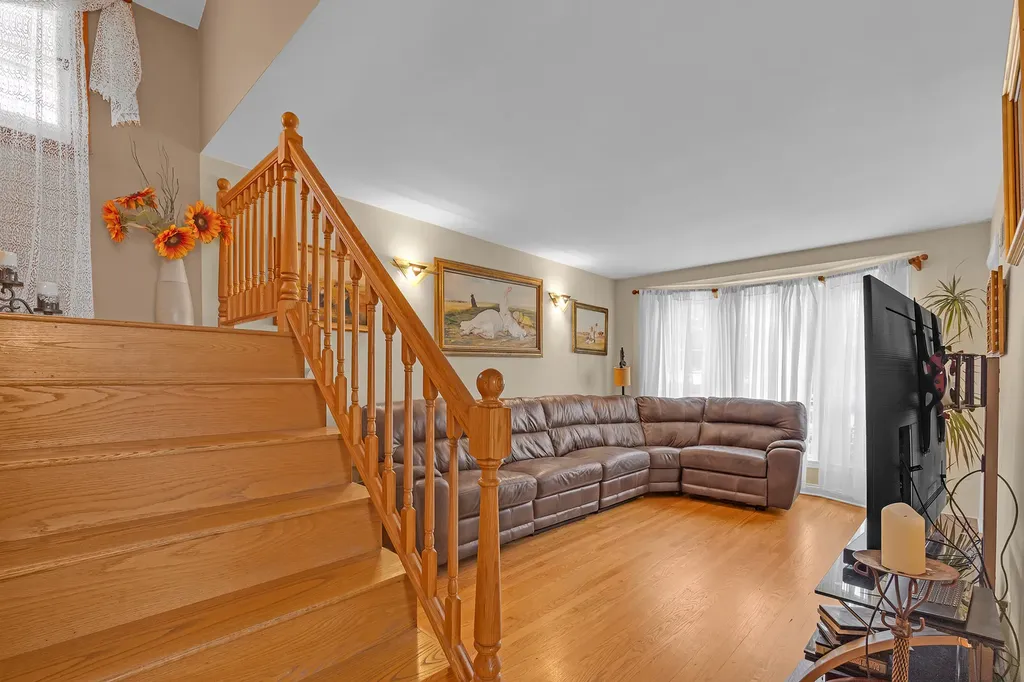 3448 North Oleander Avenue Chicago IL 60634