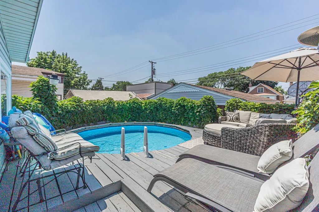 3448 North Oleander Avenue Chicago IL 60634