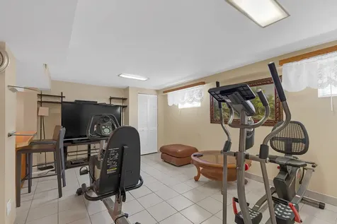 3448 North Oleander Avenue Chicago IL 60634