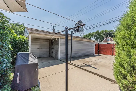 3448 North Oleander Avenue Chicago IL 60634