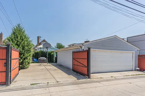 3448 North Oleander Avenue Chicago IL 60634