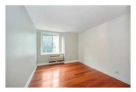 211 East Ohio Street Chicago IL 60611