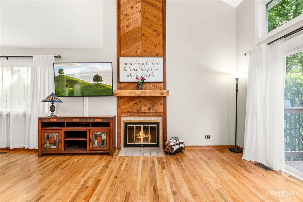 30W375 Pinehurst Drive Naperville IL 60563