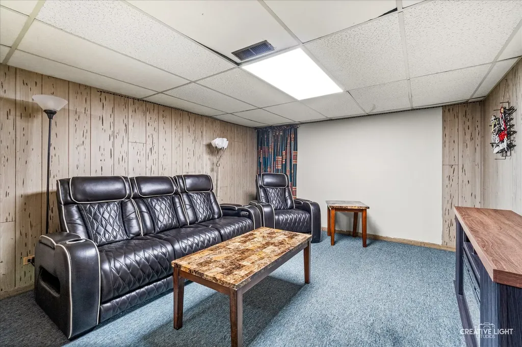30W375 Pinehurst Drive Naperville IL 60563