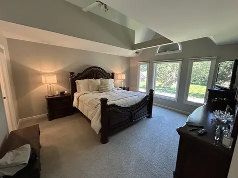 829 Kent Circle Bartlett IL 60103