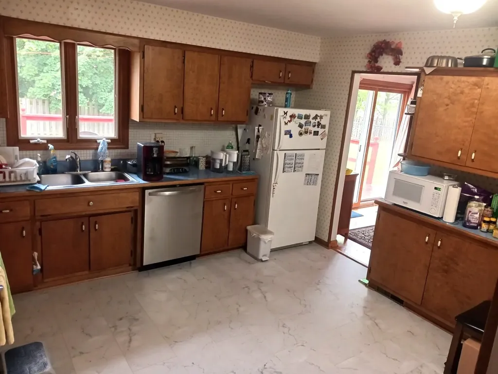 7827 Rohrer Drive Downers Grove IL 60516