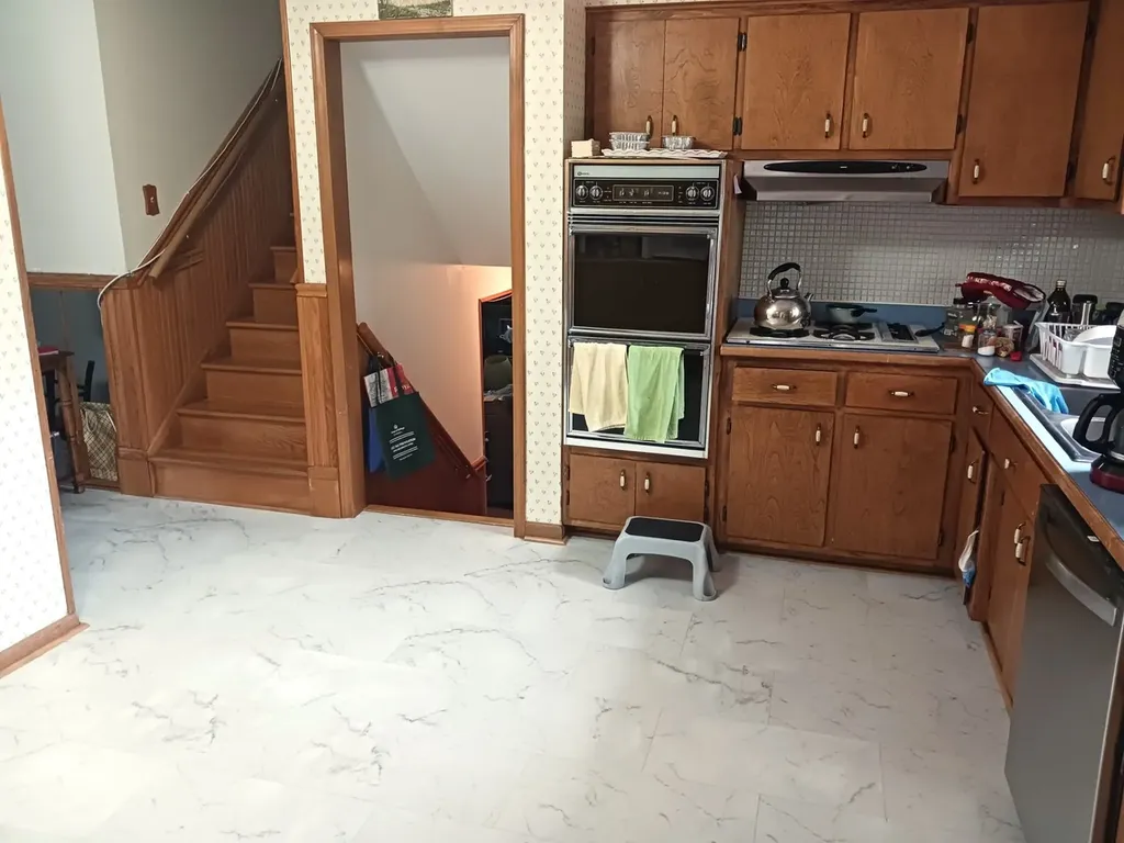 7827 Rohrer Drive Downers Grove IL 60516