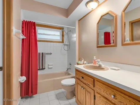 7827 Rohrer Drive Downers Grove IL 60516