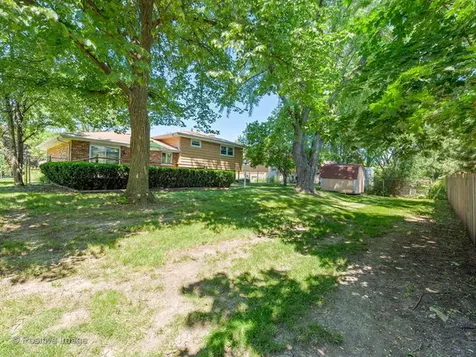 7827 Rohrer Drive Downers Grove IL 60516