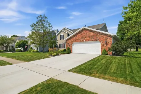 3118 Monterey Road Bloomington IL 61704