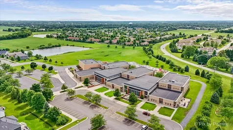 2240 Coventry Circle S Sycamore IL 60178