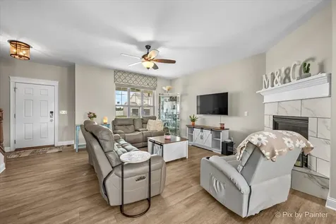 2240 Coventry Circle S Sycamore IL 60178