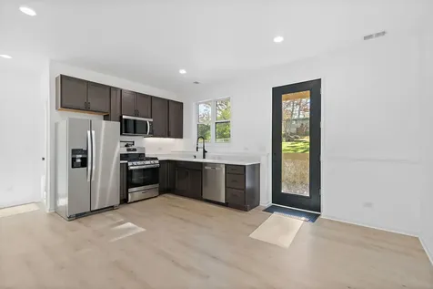 8611 Dorr Road Wonder Lake IL 60097