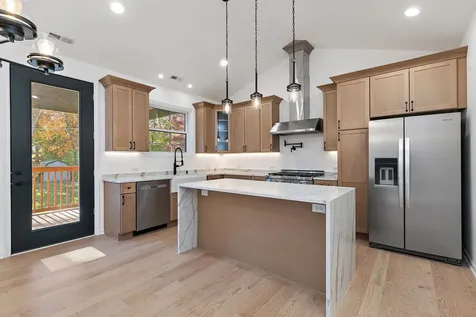 8611 Dorr Road Wonder Lake IL 60097