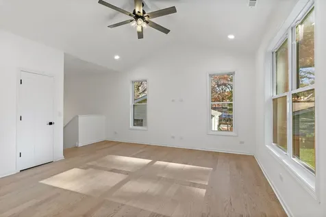 8611 Dorr Road Wonder Lake IL 60097