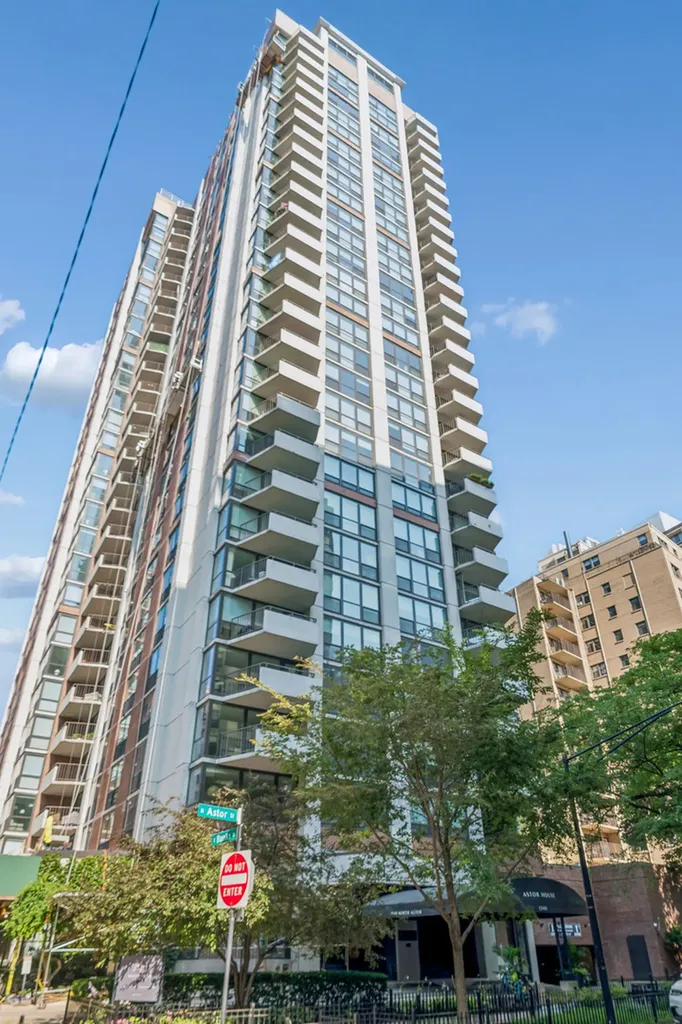 1340 North Astor Street Chicago IL 60610