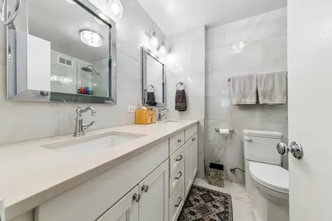 1340 North Astor Street Chicago IL 60610