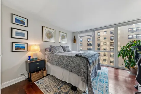 1340 North Astor Street Chicago IL 60610