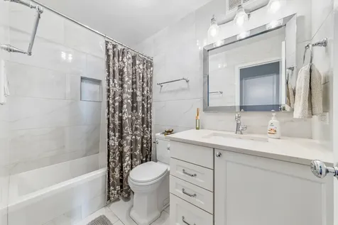 1340 North Astor Street Chicago IL 60610