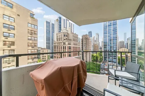 1340 North Astor Street Chicago IL 60610