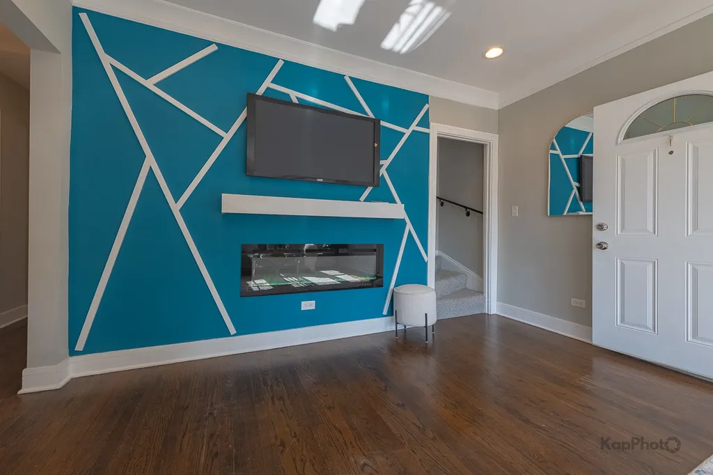 9350 South Manistee Avenue Chicago IL 60617
