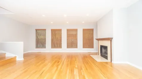 1513 North Clybourn Avenue Chicago IL 60610