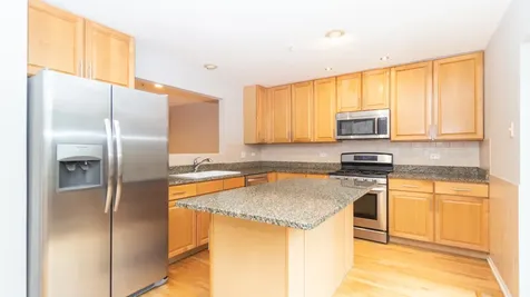1513 North Clybourn Avenue Chicago IL 60610