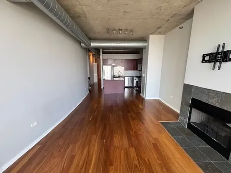 700 North Larrabee Street Chicago IL 60654