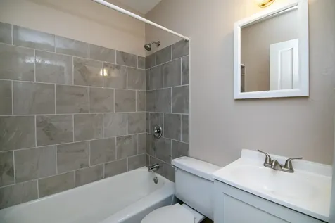 294 North Greenwood Avenue Kankakee IL 60901