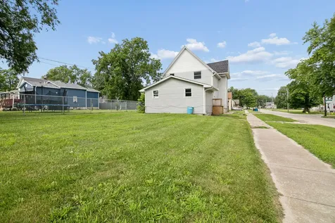 294 North Greenwood Avenue Kankakee IL 60901