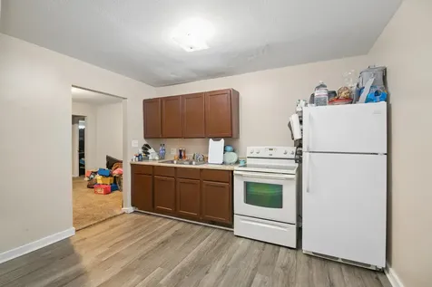 294 North Greenwood Avenue Kankakee IL 60901