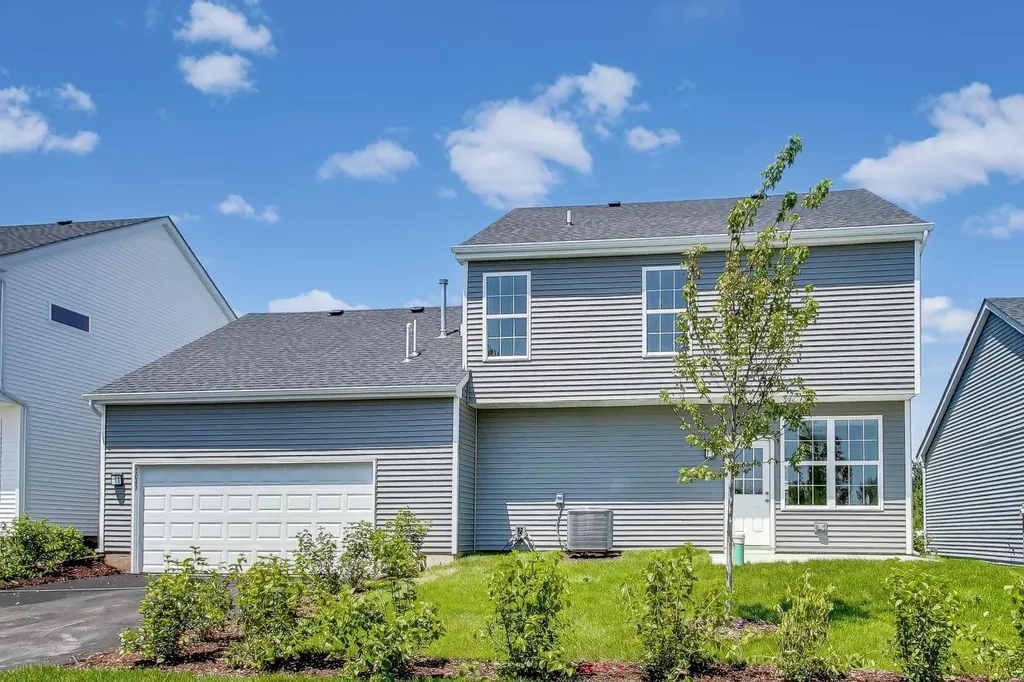 1047 Celebration Drive Aurora IL 60504