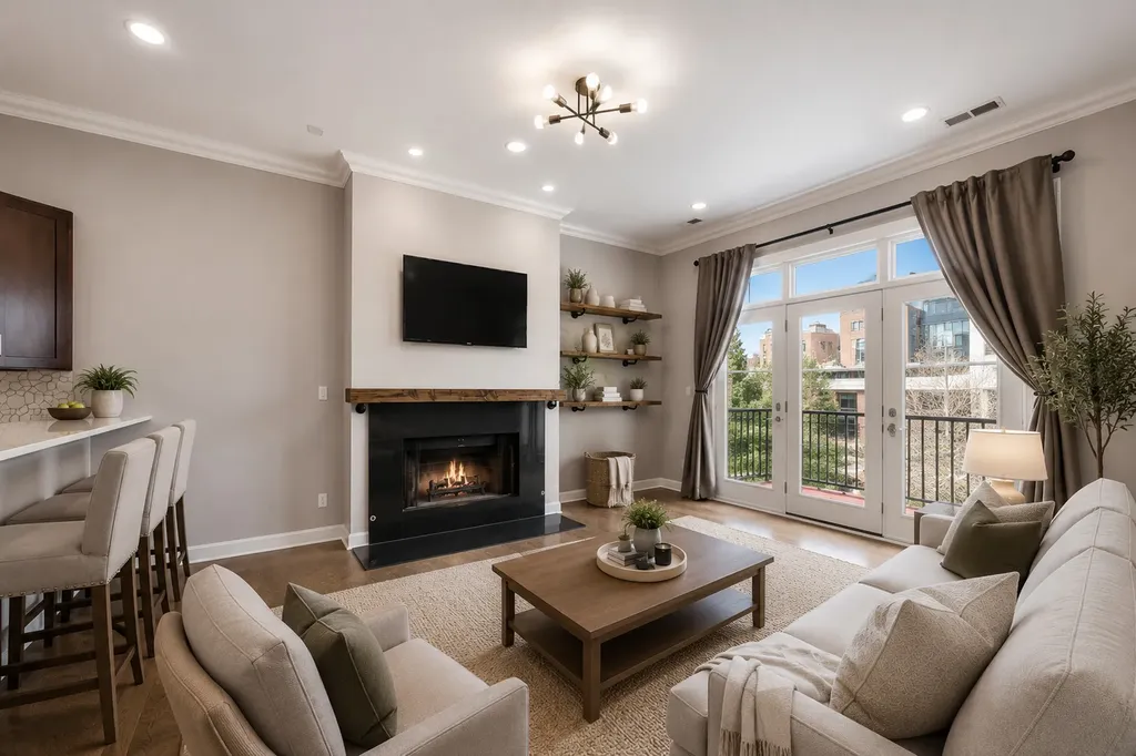 2174 North Stave Street Chicago IL 60647