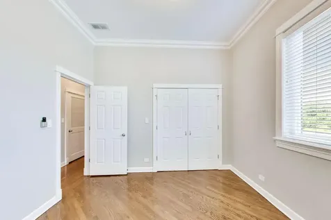 2174 North Stave Street Chicago IL 60647