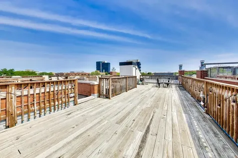 2174 North Stave Street Chicago IL 60647