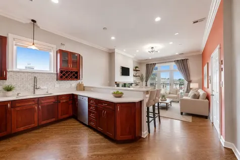 2174 North Stave Street Chicago IL 60647