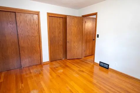 5715 Knollwood Road Rockford IL 61107