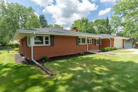 5715 Knollwood Road Rockford IL 61107
