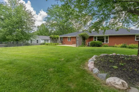 5715 Knollwood Road Rockford IL 61107
