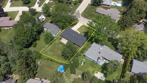5715 Knollwood Road Rockford IL 61107
