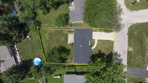 5715 Knollwood Road Rockford IL 61107