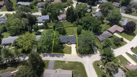 5715 Knollwood Road Rockford IL 61107