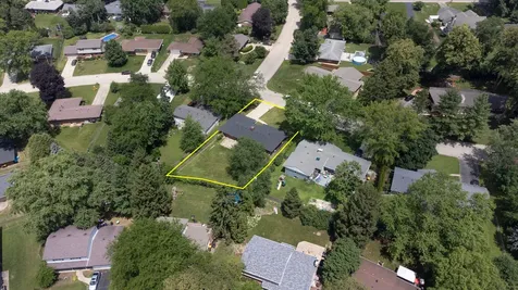 5715 Knollwood Road Rockford IL 61107