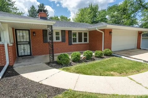 5715 Knollwood Road Rockford IL 61107