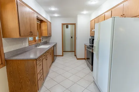 5715 Knollwood Road Rockford IL 61107