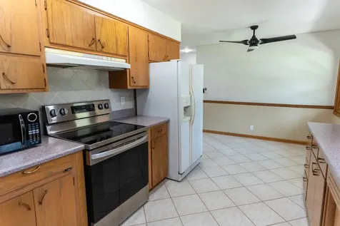 5715 Knollwood Road Rockford IL 61107