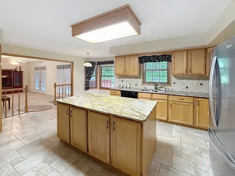 3707 75TH Street Court Moline IL 61265